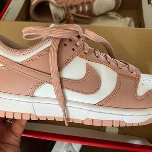 Nike Dunk Low Rose